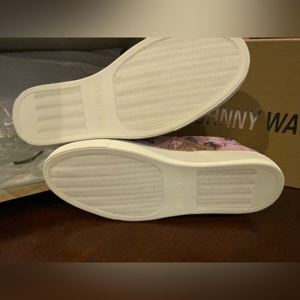 NIB Johnny Was crane slip on sneakers, 7.5 - Picture 2 of 5